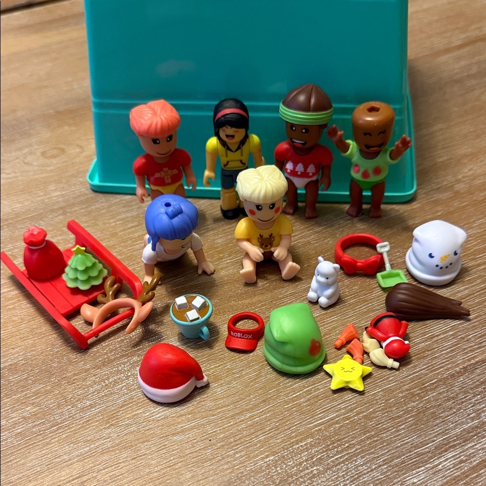 Roblox Twilight Daycare babies and accessories